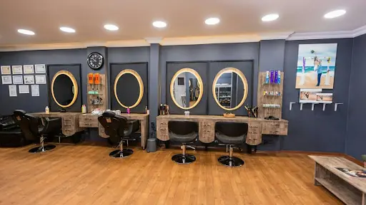 Tuğçe Çetin Hair & Make-Up Studio 2