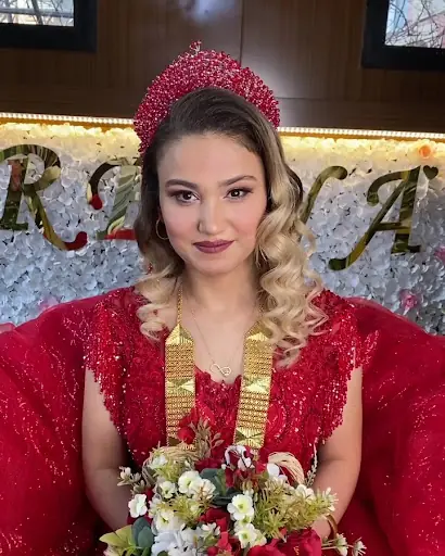Salon Reina bayan kuaförü 4