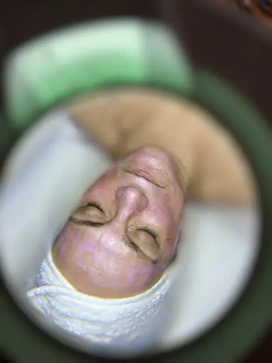 Eva Rise Beauty