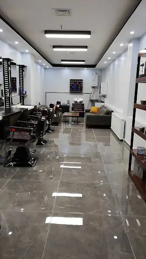 MOOMİ BAYAN KUAFÖR VE GÜZELLİK MERKEZİ ve SALONU