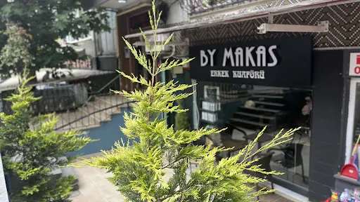 By Makas Erkek Kuaförü Beşiktaş