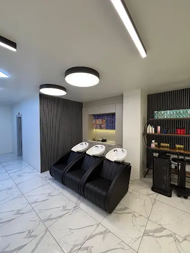 Mrs Paris Kuaför & Güzellik Merkezi PENDİK – Tırnak / Nail Studio, Pendik, İstanbul (3. fotoğraf)