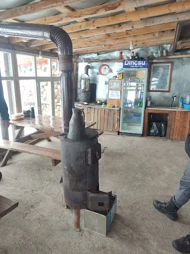 Cüneyt'in yeri