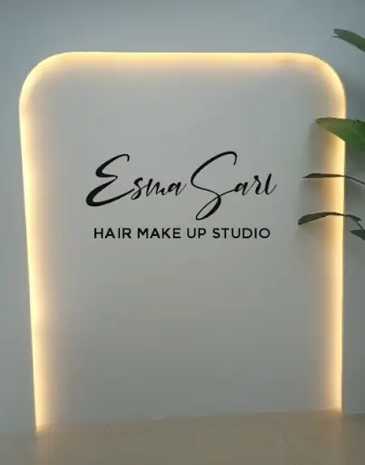 Esma Sarı Hair Make Up Studio