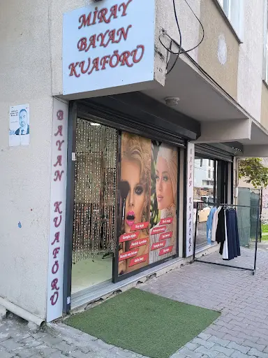 Miray Bayan Kuaförü Arnavutköy Kadın Kuaförü 3