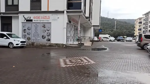 Safir Akademi Edremit 4
