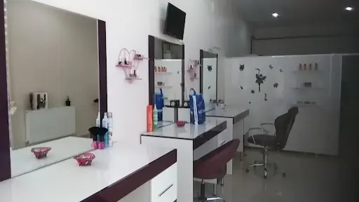 BAŞAK NİSA BAYAN KUAFÖRÜ 4