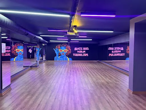 PlayStüdyo Plus Silivri | Kadınlara Özel Spor Salonu