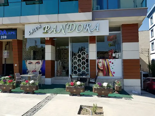 Salon Pandora bayan kuaförü
