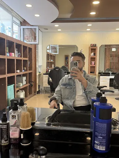 Salon Özgür Mavzer 2