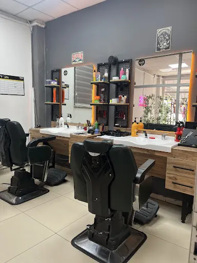 MUSTAFA ÖZDEMİR PRIVATE HAIR CONCEPT