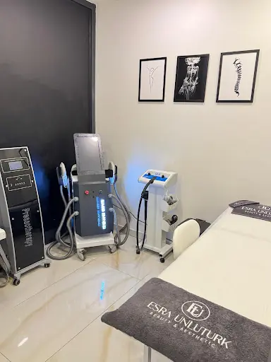 Esra Ünlütürk Beauty & Aesthetics Maltepe 4
