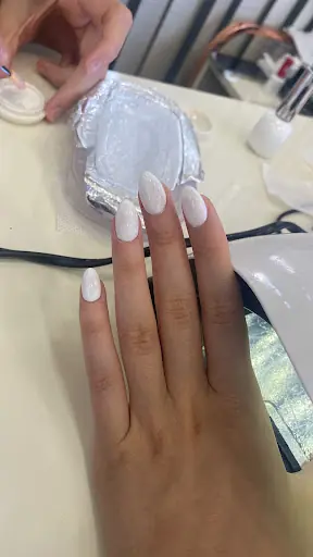 SAKURA NUR SAKUR – Tırnak / Nail Studio, İstanbul (2. fotoğraf)