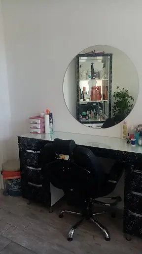 Işıltı Güzellik Salonu & Kuaför 4