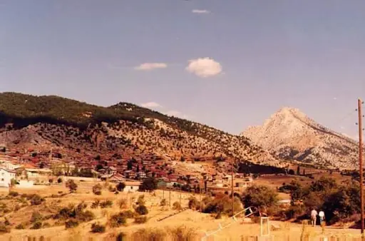 Gencek Meydanı
