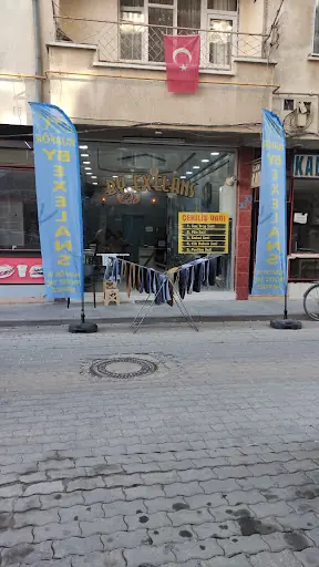 KAHRAMAN KUAFÖR