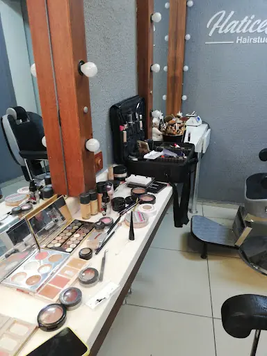 HaticeErgin Bay&bayan Güzellik Salonu 4