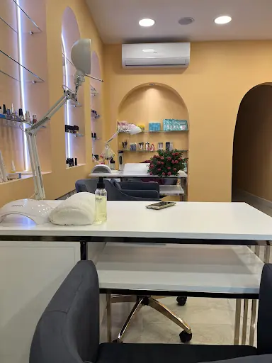 ZEHRA AKPOLAT BEAUTY ACADEMY – Tırnak / Nail Studio, İstanbul (4. fotoğraf)