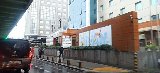 Divan Cafeteria Amerikan Hastanesi 4