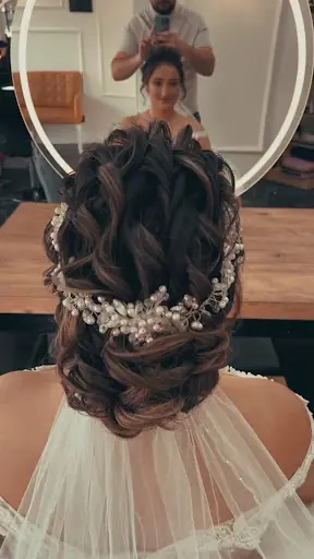 Nisa Kuaföṙ 3