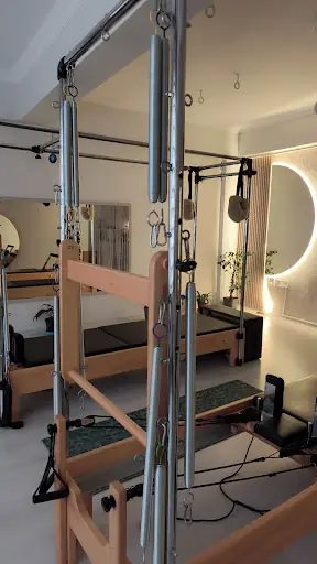 Meral Studio Pilates Yoga