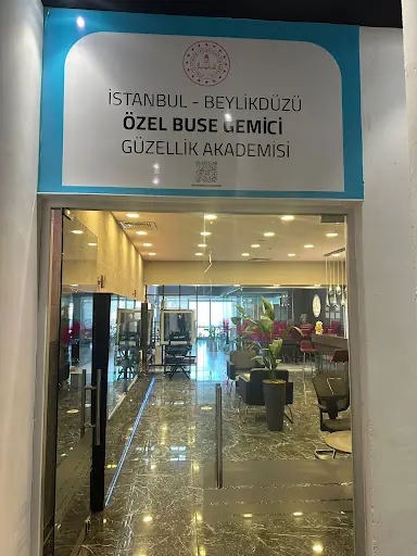M.E.B. Özel Buse Gemici Güzellik Akademisi -Beylikdüzü Güzellik Uzmanlığı Eğitimi 2