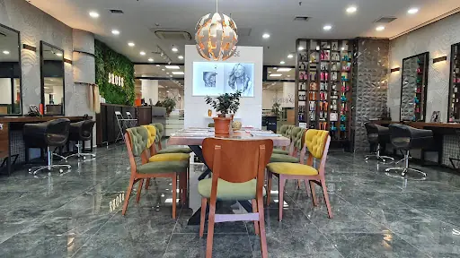 BROSS HAIR SALON 3