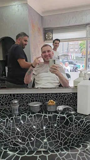 Yücel kuaför salonu 3
