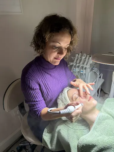 Esthera Beauty Clinic 3