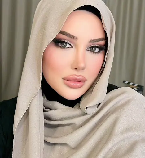 Ayşe Karagöz Make Up & Hair Studio & Türban Tasarım