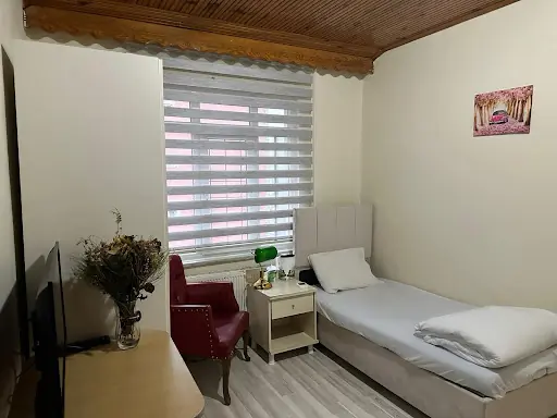 Evim Huzurevi Yaşlı Bakım Merkezi 3