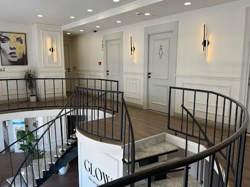 Glow Beauty Studio 3