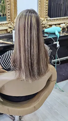 Kuaför Saloon Hülya