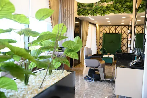 Maskumen Hair Lounge 4