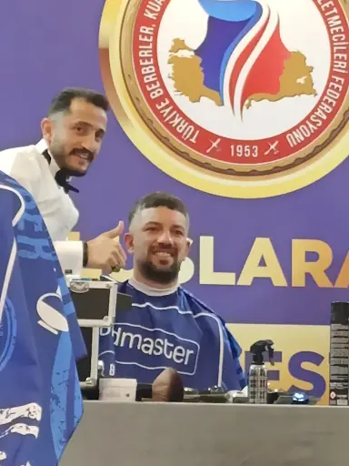 Faruk Durmuş Erkek Kuaför & Güzellik Salonu. 2