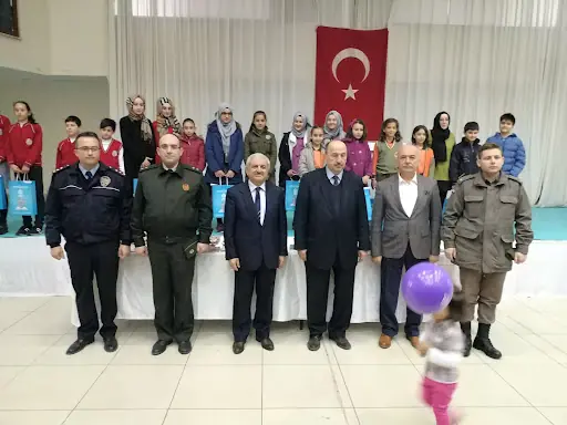 Dursunbey Belediyesi Mehmet Akif Ersoy Kültür Merkezi 3