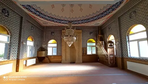 Merkez Cami 2