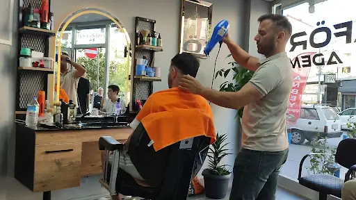 Adem Erkek Kuaförü 3
