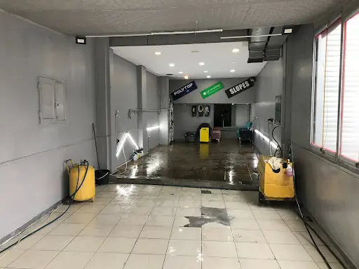 BMA Oto Kuaför, cam filmi – Kuaför, İstanbul (2. fotoğraf)