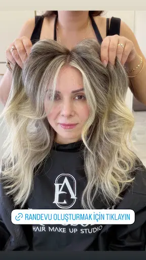 ESRA UŞUNLU HAIR MAKEUP STUDIO 3