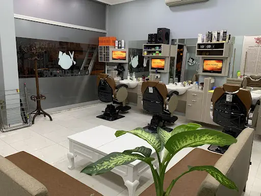 Uğur Kuaför 4