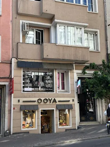Catwalk Beauty Studio 4