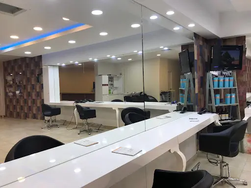 Kadir Bayan Kuaförü 2