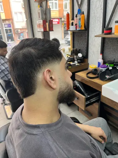 Selman Eş erkek kuaförü 3