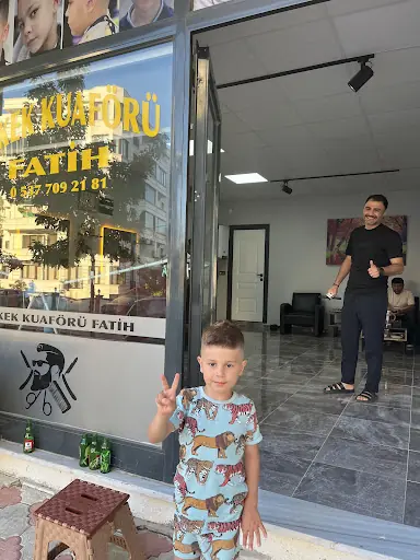 Fatih Erkek Kuaförü 4