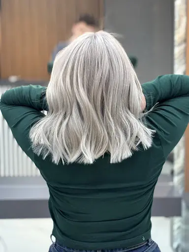 Emre Düşmezkaya Hair Designer 4