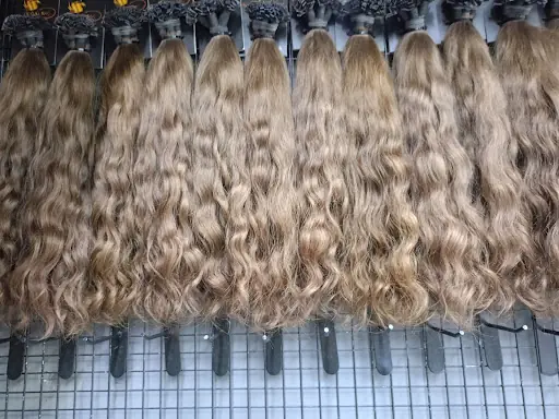 FK HAİR PROFESSİONAL STÜDİO✂️✂️ESKİFOÇA ŞUBE 🇹🇷YENİFOÇA ŞUBE