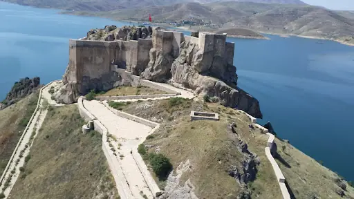 Pertek Kalesi 2