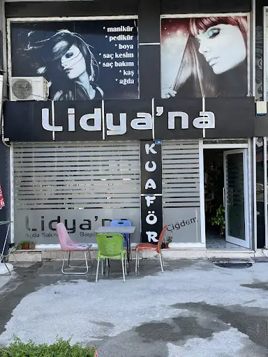 Lidya'na bayan kuaförü