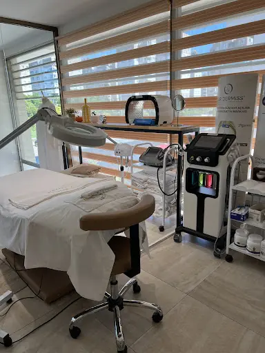 For Face Beauty Rooms 4